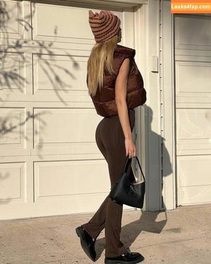 Alexis Ren фото #0211