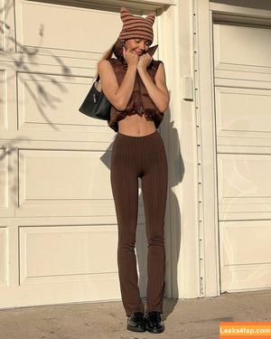 Alexis Ren фото #0213