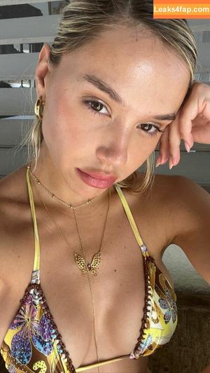 Alexis Ren фото #0259