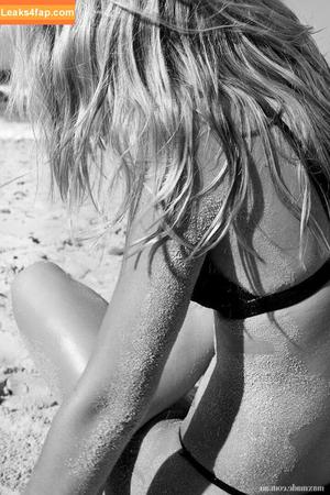 Alexis Ren фото #0289