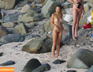 Alexis Ren фото #0449