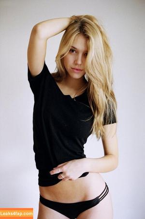 Alexis Ren фото #0631