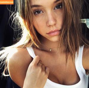 Alexis Ren фото #0663