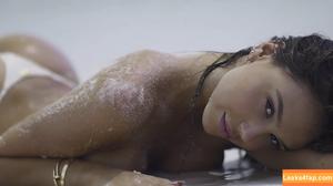 Alexis Ren photo #0716