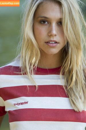 Alexis Ren photo #0768