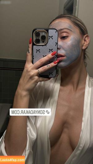 Alexis Ren photo #0851