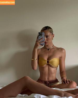 Alexis Ren photo #0926