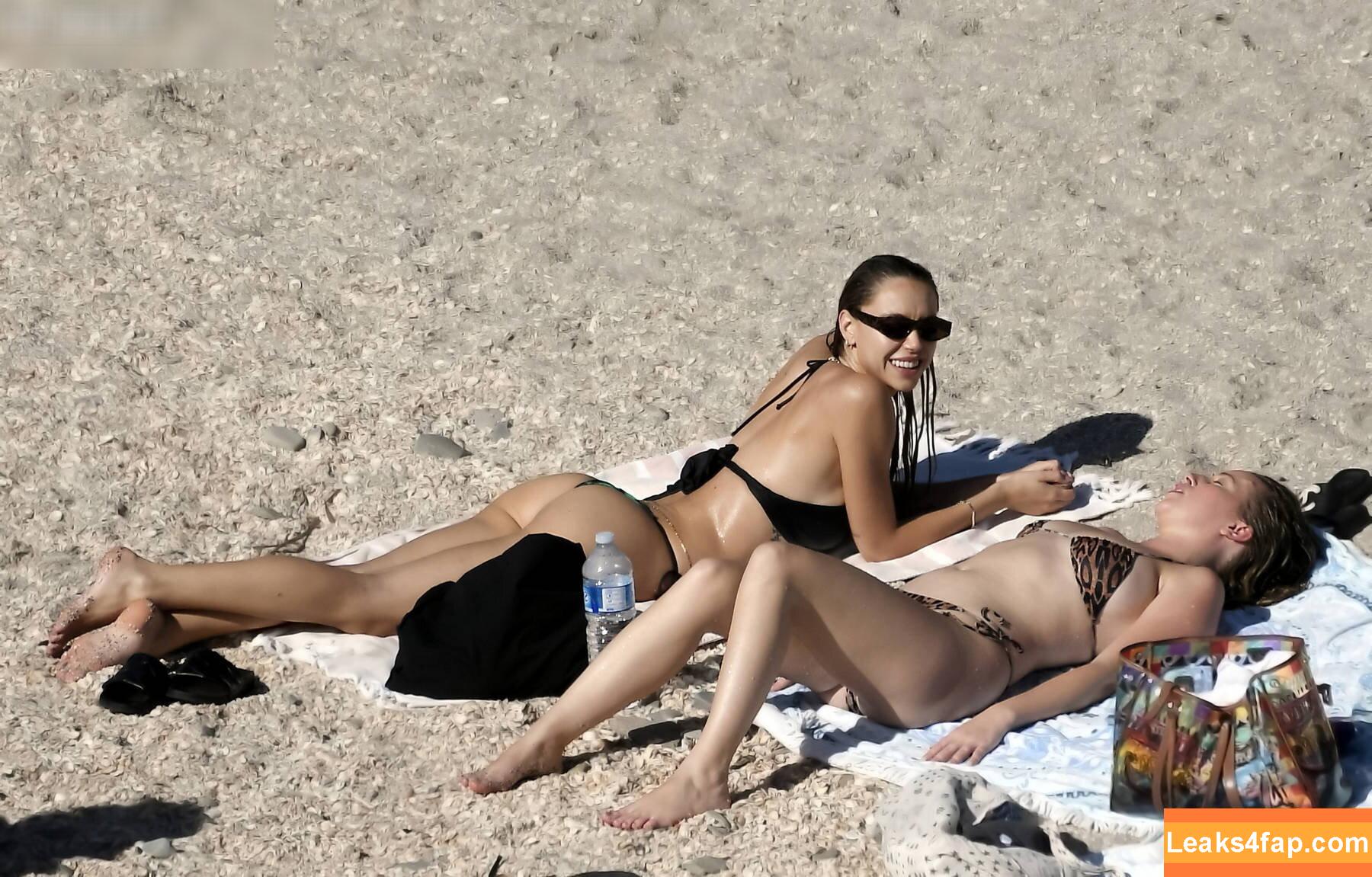 Alexis Ren / alexisren / alexisreng / alexxissren слитое фото фото #1025