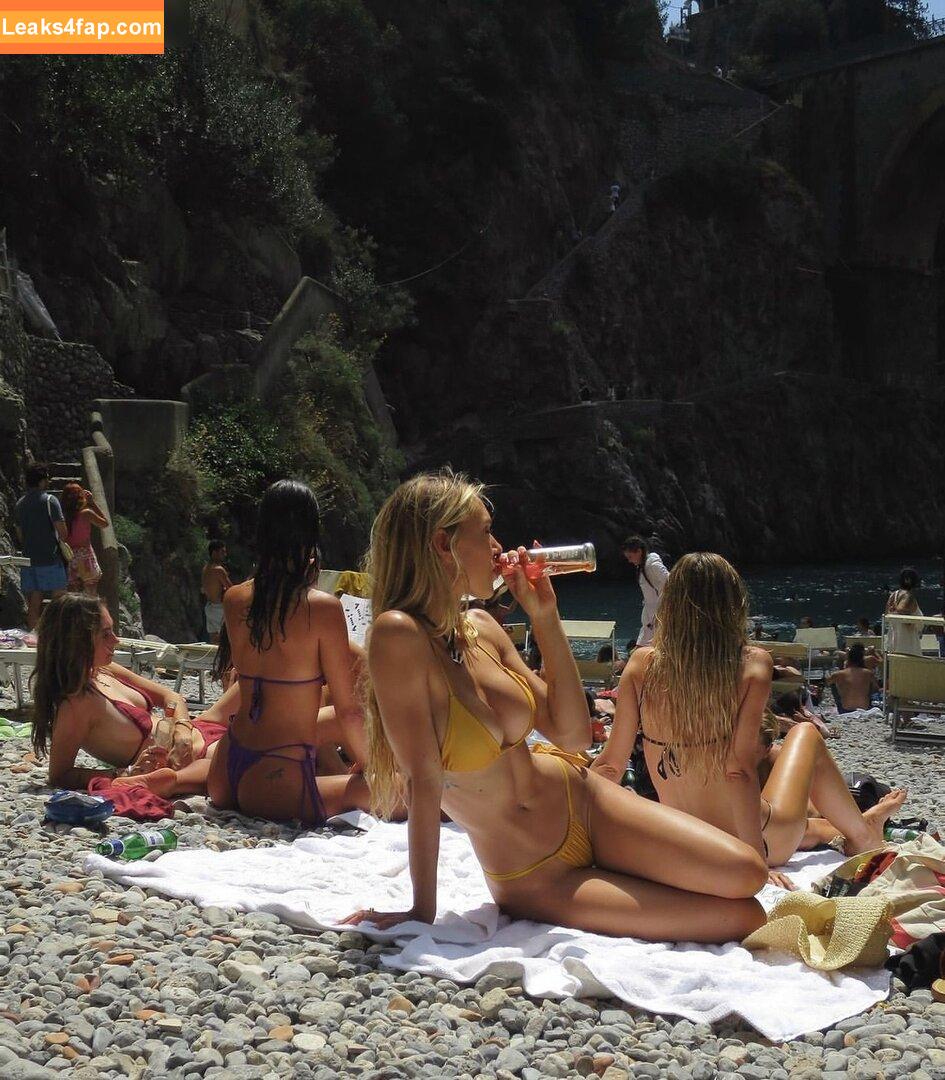 Alexis Ren / alexisren / alexisreng / alexxissren leaked photo photo #1513