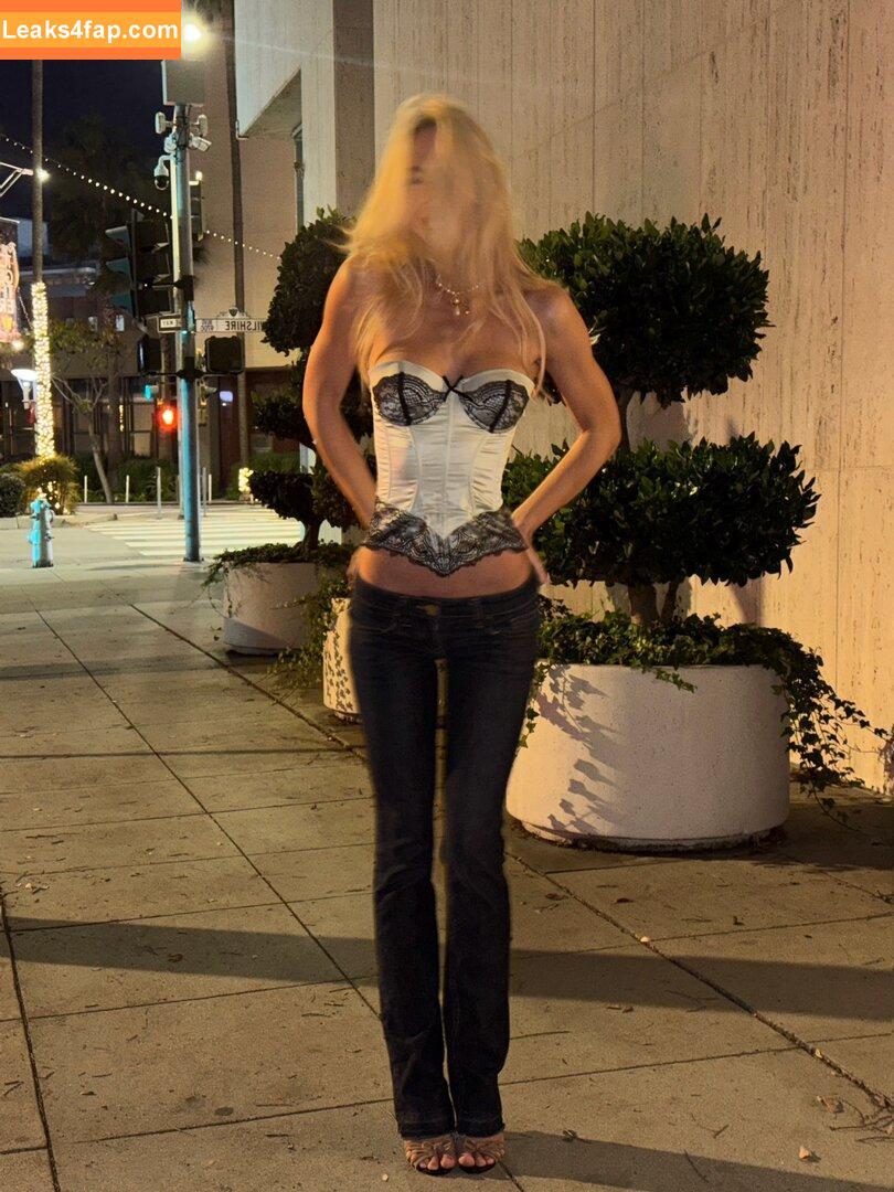 Alexis Ren / alexisren / alexisreng / alexxissren слитое фото фото #1597