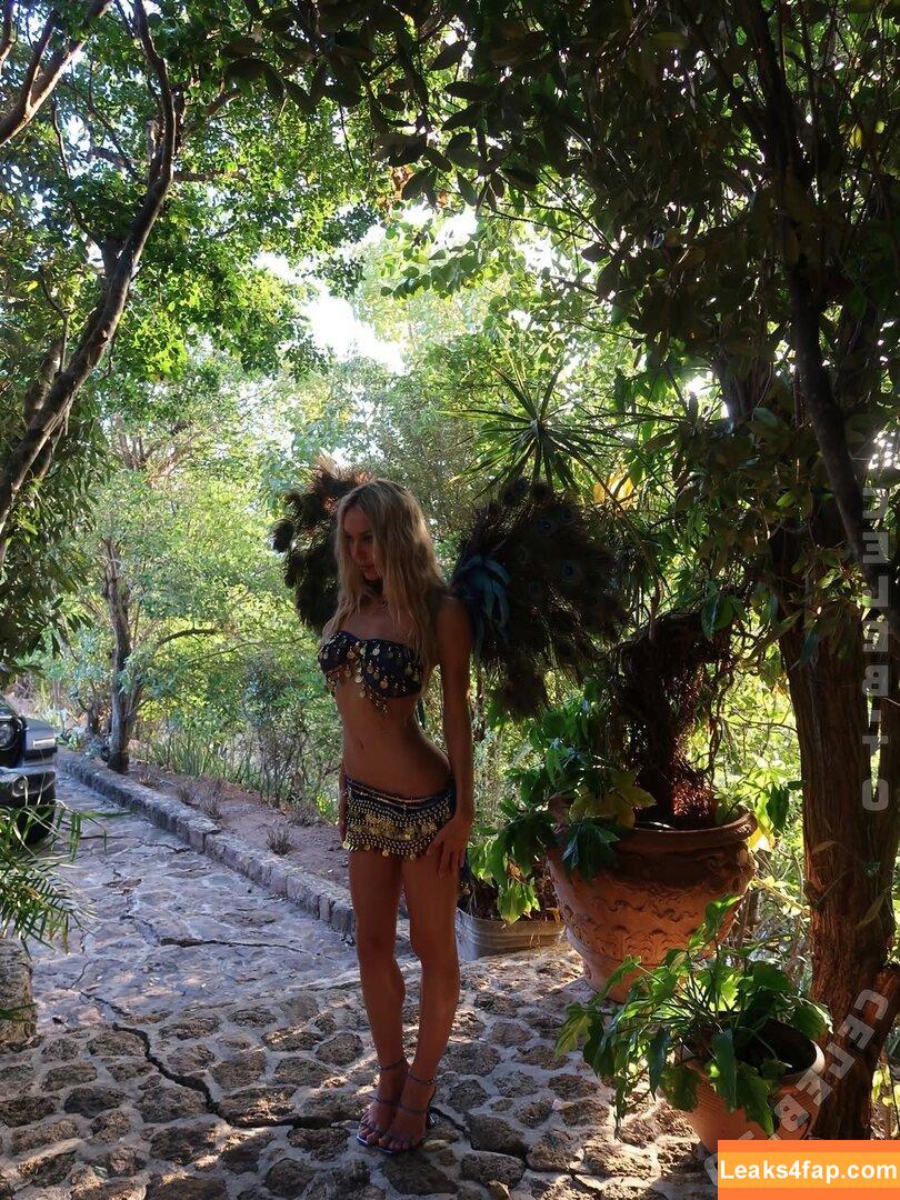 Alexis Ren / alexisren / alexisreng / alexisrenofficial / alexxissren / https: leaked photo photo #1658