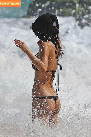 Alexis Ren фото #1541