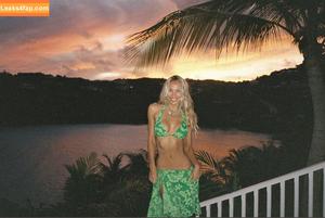 Alexis Ren photo #1669