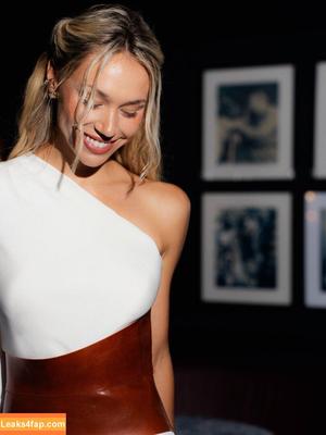 Alexis Ren photo #1743