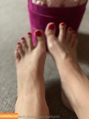 alexis_thebaddest_nylons photo #0009