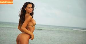 alexisren photo #0019