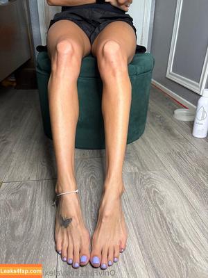 alexisyogafeet2 photo #0030