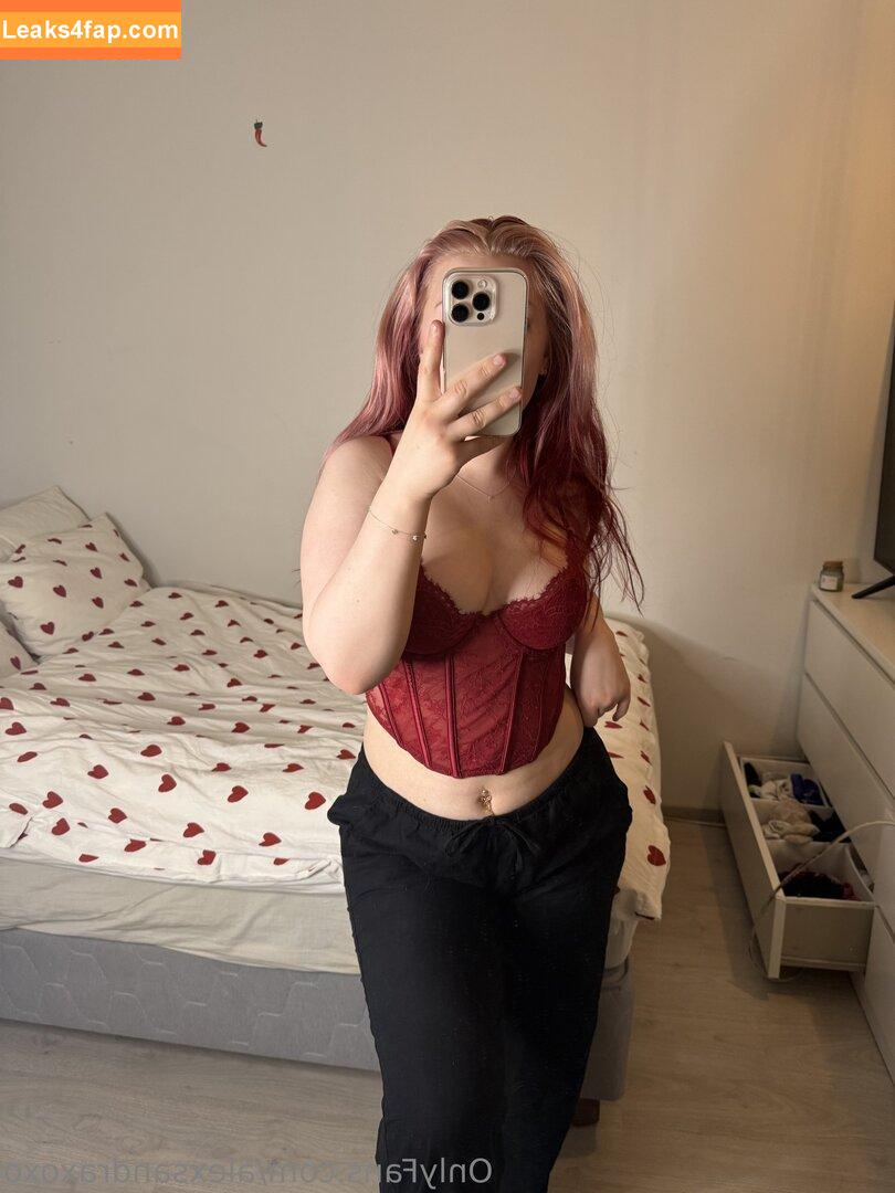 alexsandraxoxo /  leaked photo photo #0012