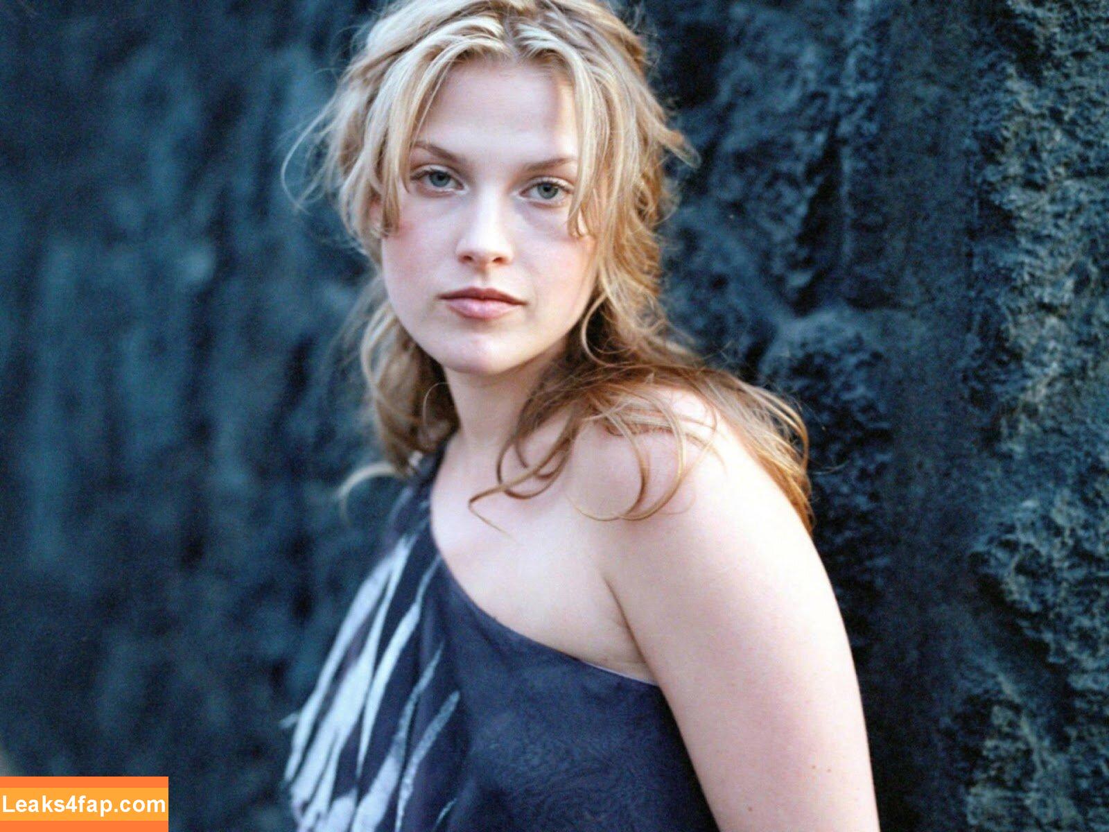 Ali Larter / alilarter leaked photo photo #0049