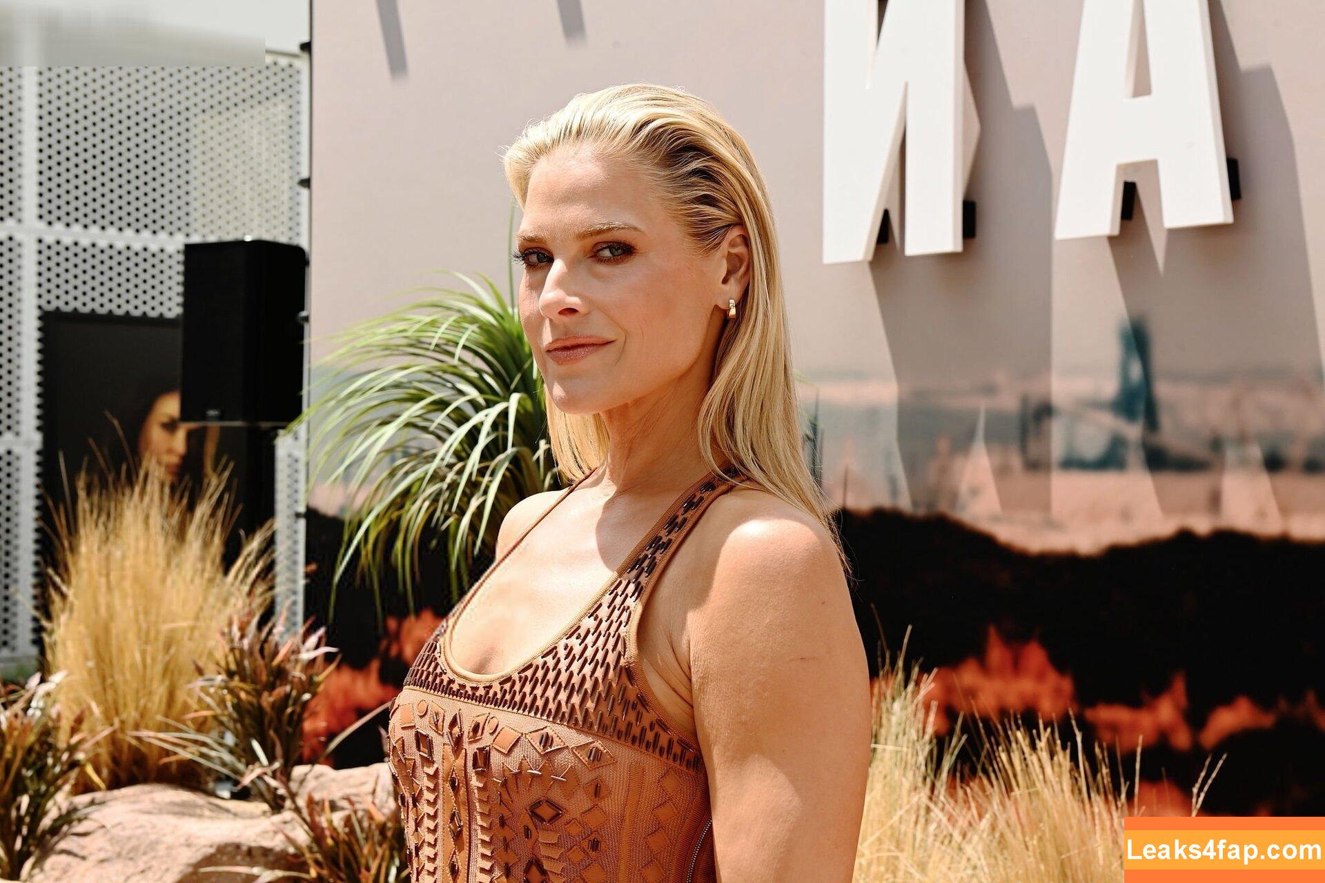 Ali Larter / alilarter leaked photo photo #0398