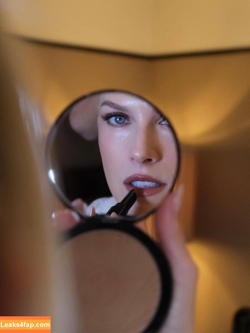 Ali Larter / alilarter leaked photo photo #0470