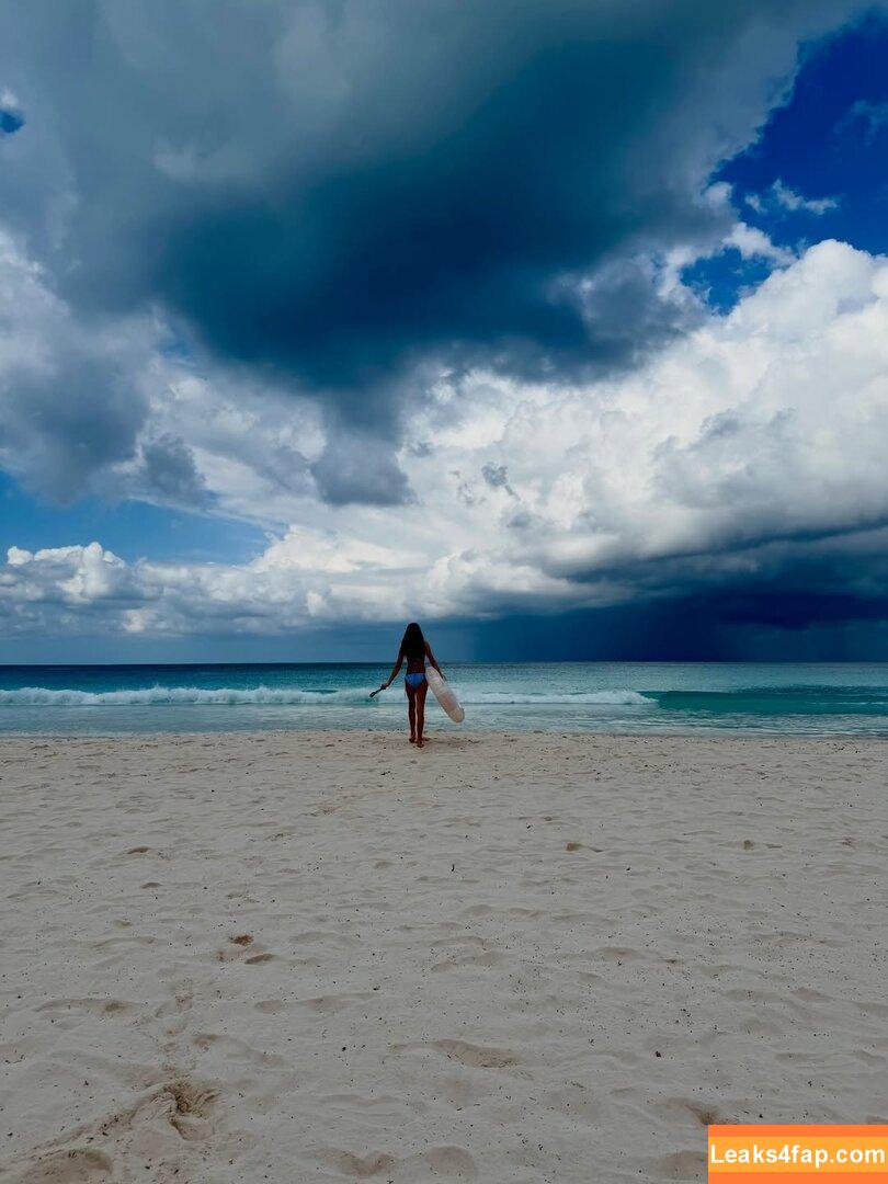 Ali Larter / alilarter leaked photo photo #0486