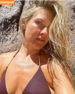 Ali Larter photo #0003