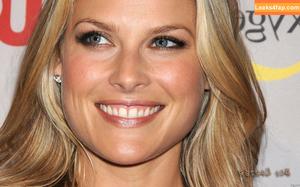 Ali Larter photo #0100