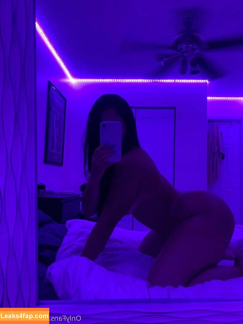 Aliah Martinez / aliahmartinez / miamigirl1111 / scorpiooogal / uhleeeuh leaked photo photo #0014