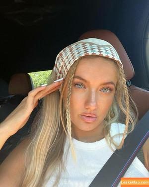 Alica Schmidt photo #0066