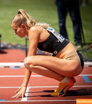 Alica Schmidt photo #0197