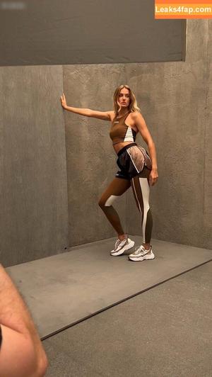 Alica Schmidt photo #0267