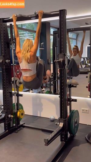 Alica Schmidt photo #0473