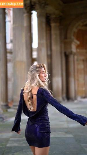 Alica Schmidt photo #0504