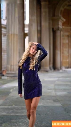 Alica Schmidt photo #0512