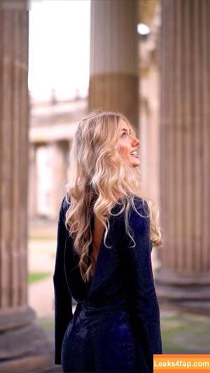 Alica Schmidt photo #0558