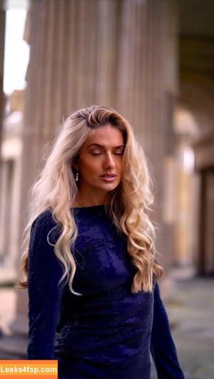 Alica Schmidt photo #0566