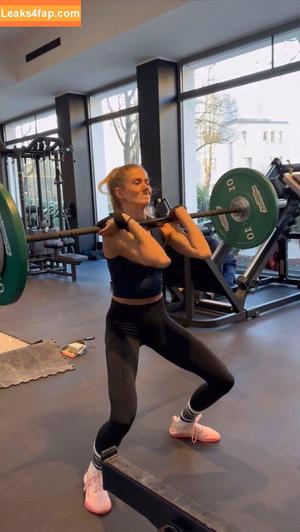 Alica Schmidt photo #0573