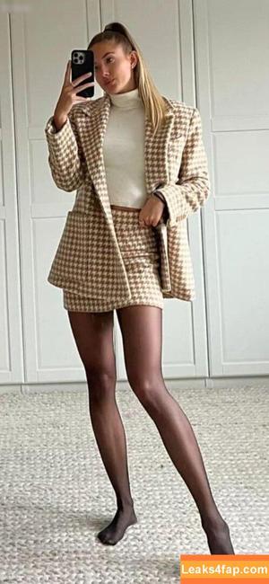 Alica Schmidt photo #0586