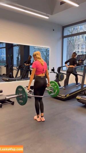 Alica Schmidt photo #0590