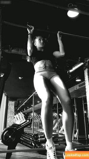 Alica Schmidt photo #0686