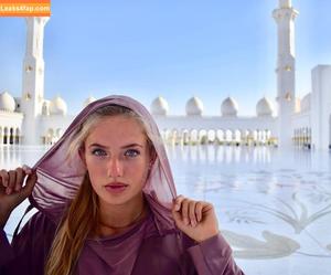 Alica Schmidt photo #0781