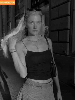 Alica Schmidt photo #0794