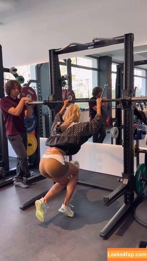 Alica Schmidt photo #0853