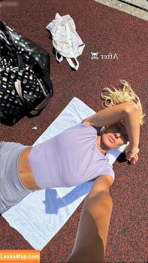 Alica Schmidt photo #0891