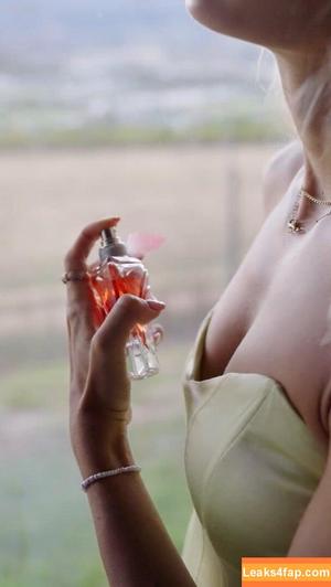 Alica Schmidt photo #0909