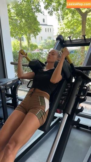 Alica Schmidt photo #0940