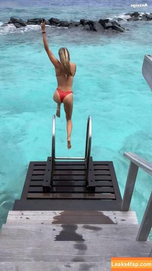Alica Schmidt photo #1323