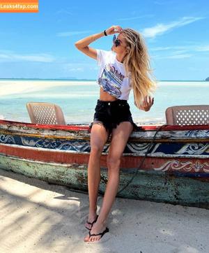 Alica Schmidt photo #1449