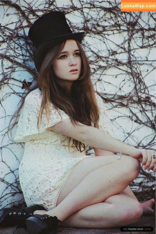 Alice Allegra Englert / aliceenglert.actual leaked photo photo #0021